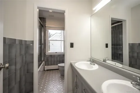14 Deane Place Larchmont NY 10538