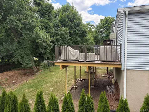 14 Deane Place Larchmont NY 10538