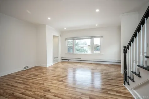 14 Deane Place Larchmont NY 10538