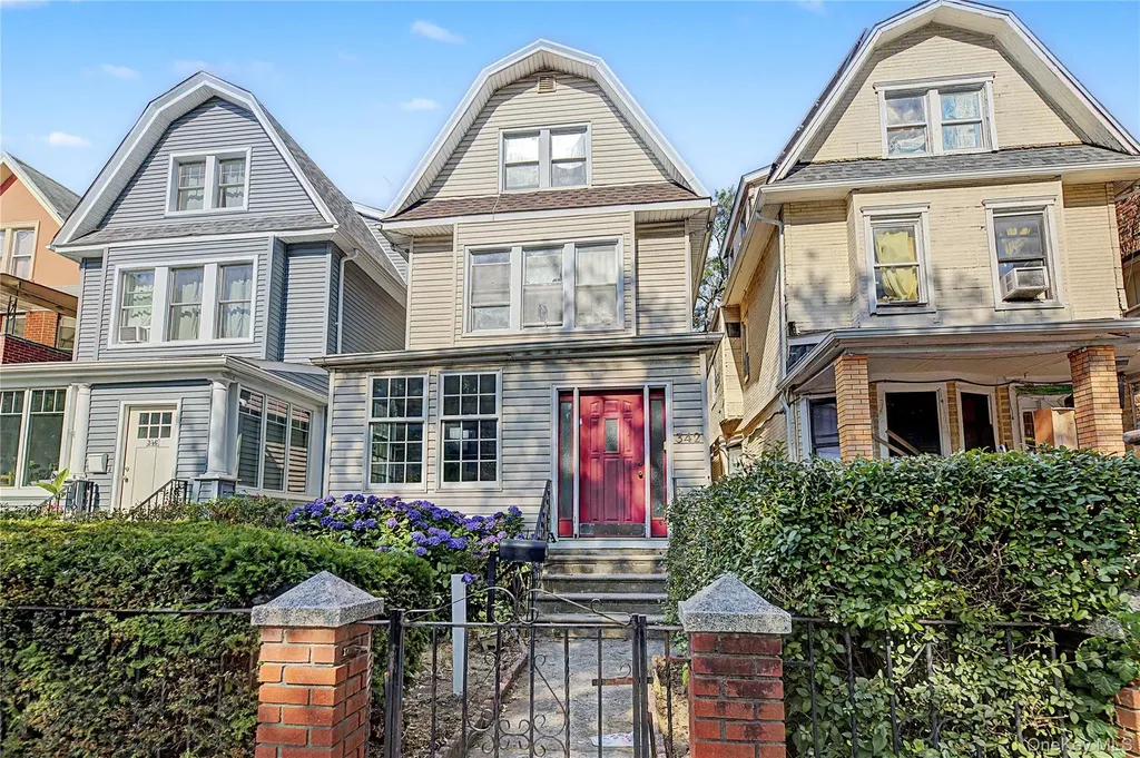 342 E 5th Street Brooklyn NY 11218