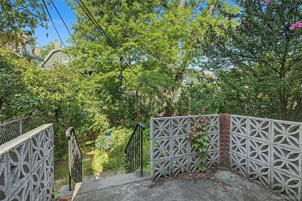 342 E 5th Street Brooklyn NY 11218