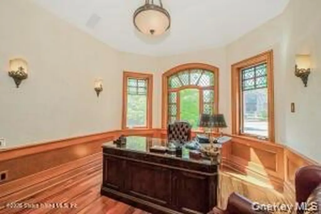 50 Wakefield Staten Island NY 10312