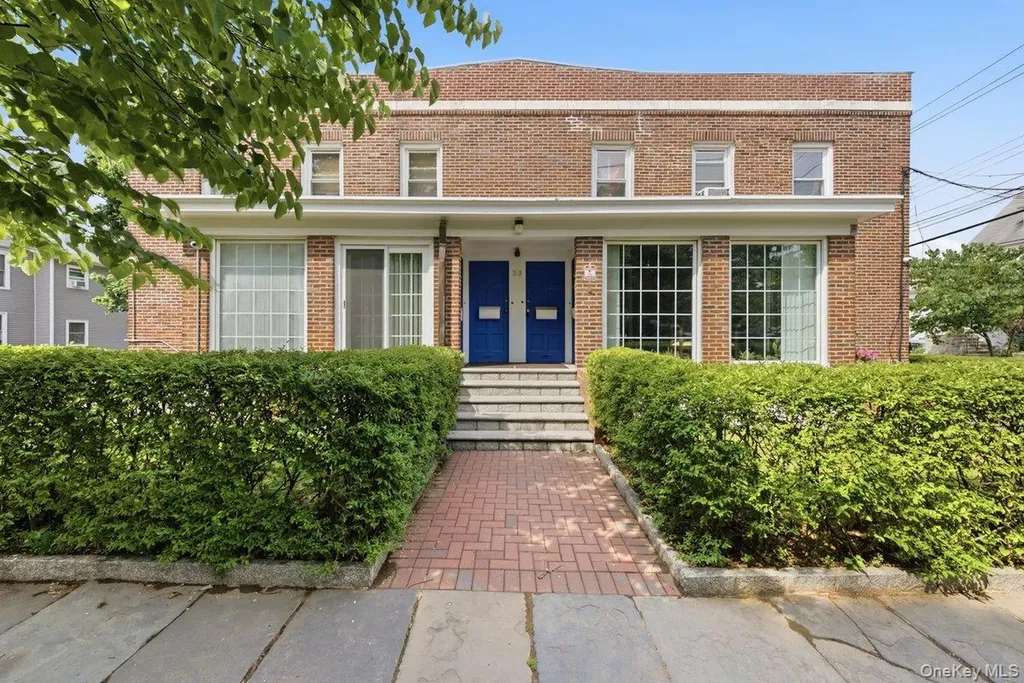 21 Crescent Place Yonkers NY 10704