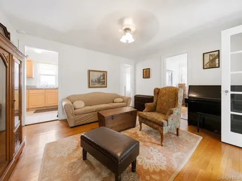 21 Crescent Place Yonkers NY 10704