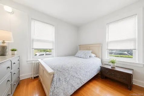 21 Crescent Place Yonkers NY 10704