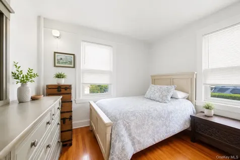 21 Crescent Place Yonkers NY 10704