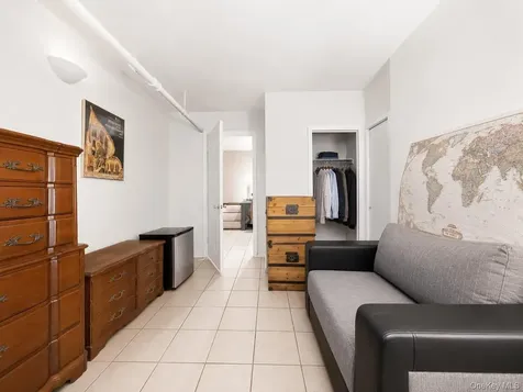 21 Crescent Place Yonkers NY 10704