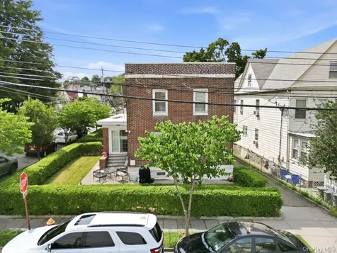 21 Crescent Place Yonkers NY 10704