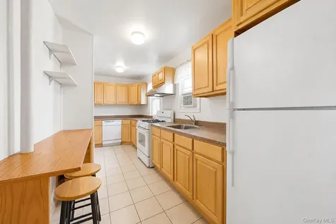 21 Crescent Place Yonkers NY 10704