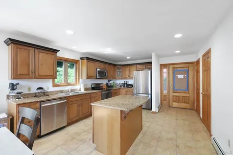 993 Hurd Road Swan Lake NY 12783