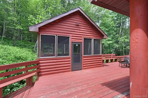 993 Hurd Road Swan Lake NY 12783