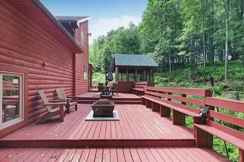993 Hurd Road Swan Lake NY 12783