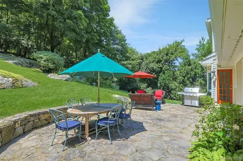 22 Garey Drive Chappaqua NY 10514
