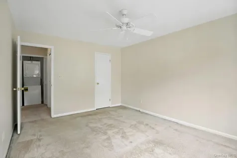 8 Foxwood Drive Pleasantville NY 10570