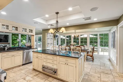39 Cherry Lane Syosset NY 11791
