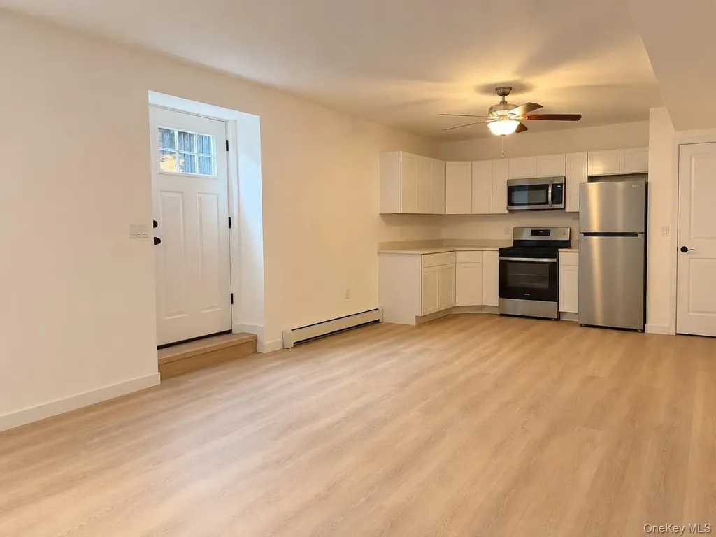 100 Hull Avenue Staten Island NY 10306