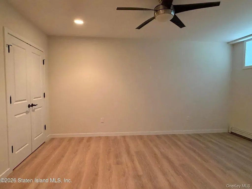 100 Hull Avenue Staten Island NY 10306