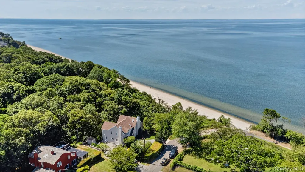 103 Soundview Drive Rocky Point NY 11778
