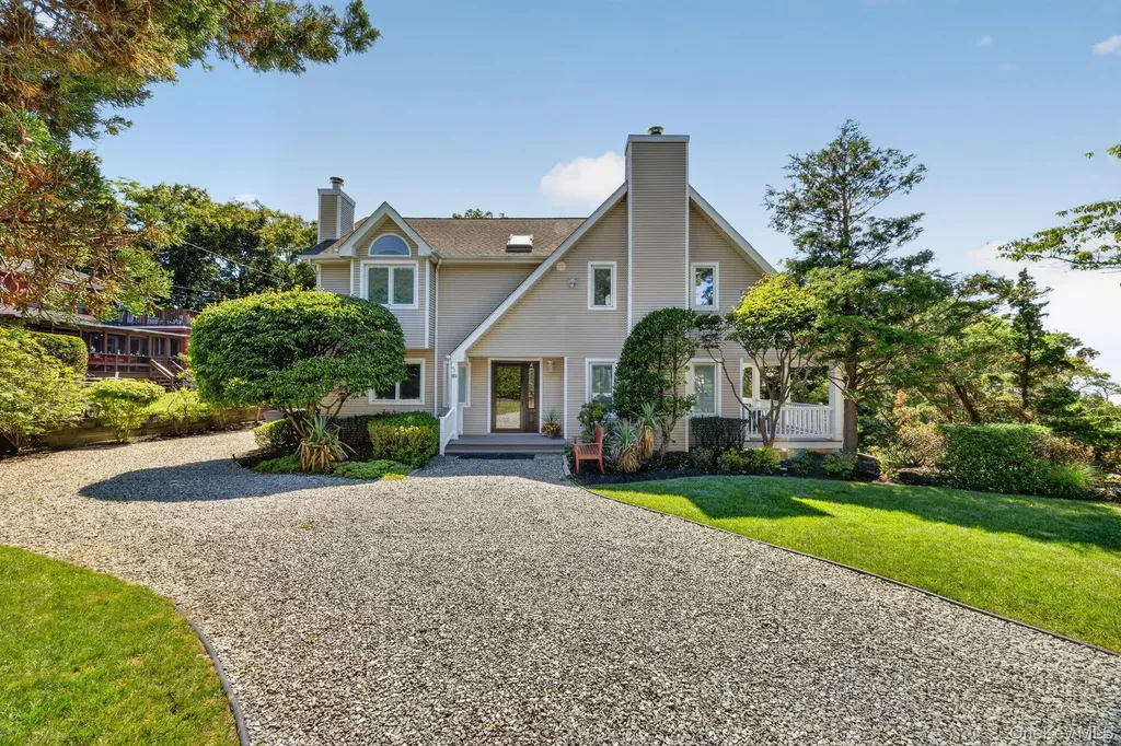 103 Soundview Drive Rocky Point NY 11778