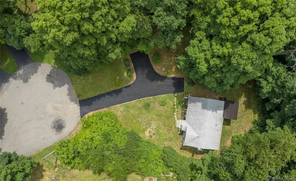 28 Birch Terrace Pawling NY 12564