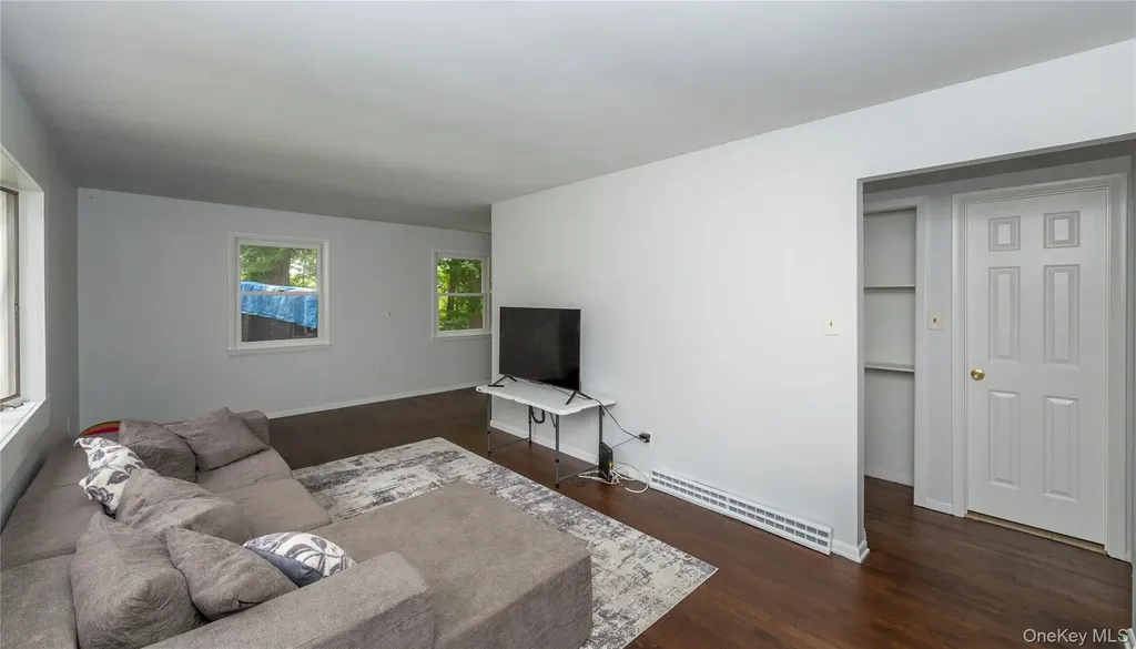 28 Birch Terrace Pawling NY 12564