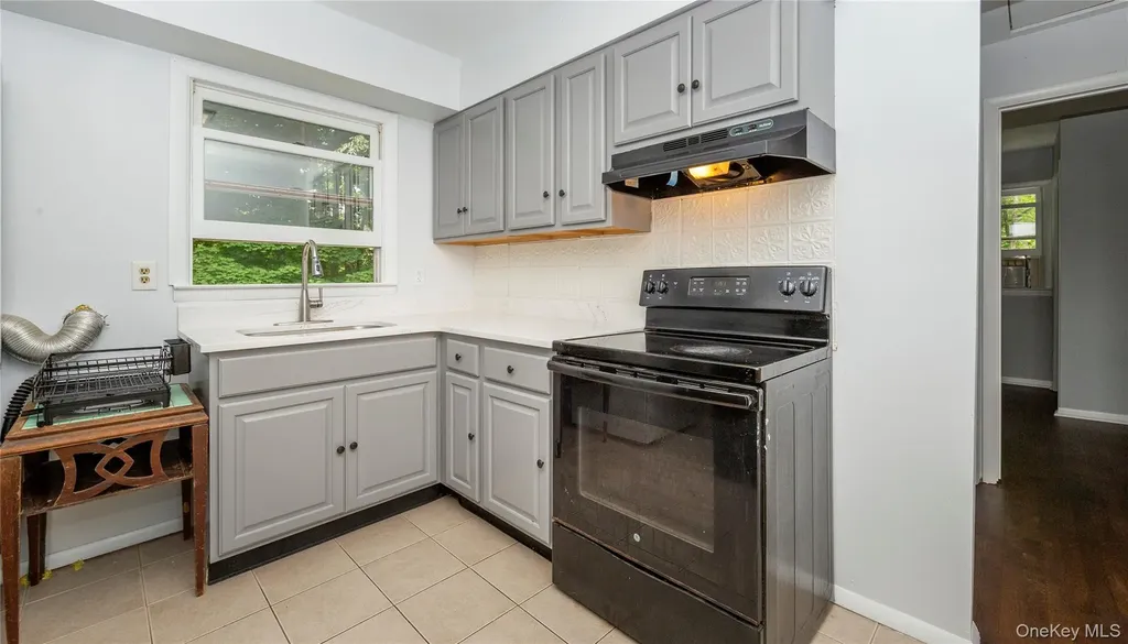 28 Birch Terrace Pawling NY 12564