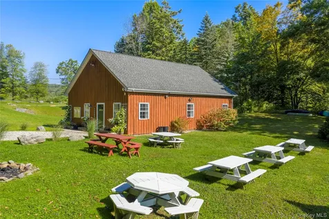 28 Birch Terrace Pawling NY 12564