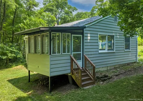 28 Birch Terrace Pawling NY 12564