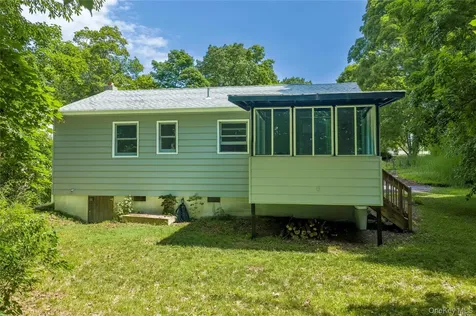 28 Birch Terrace Pawling NY 12564