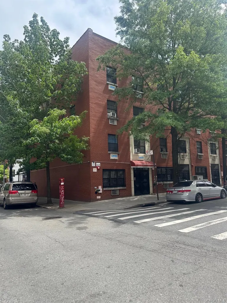 1988 Marmion Avenue Bronx NY 10460