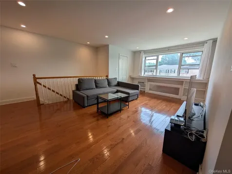 15048 Jewel Avenue Flushing NY 11367