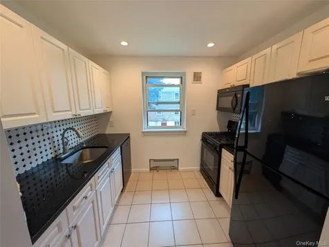 15048 Jewel Avenue Flushing NY 11367