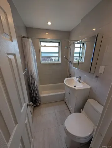 15048 Jewel Avenue Flushing NY 11367