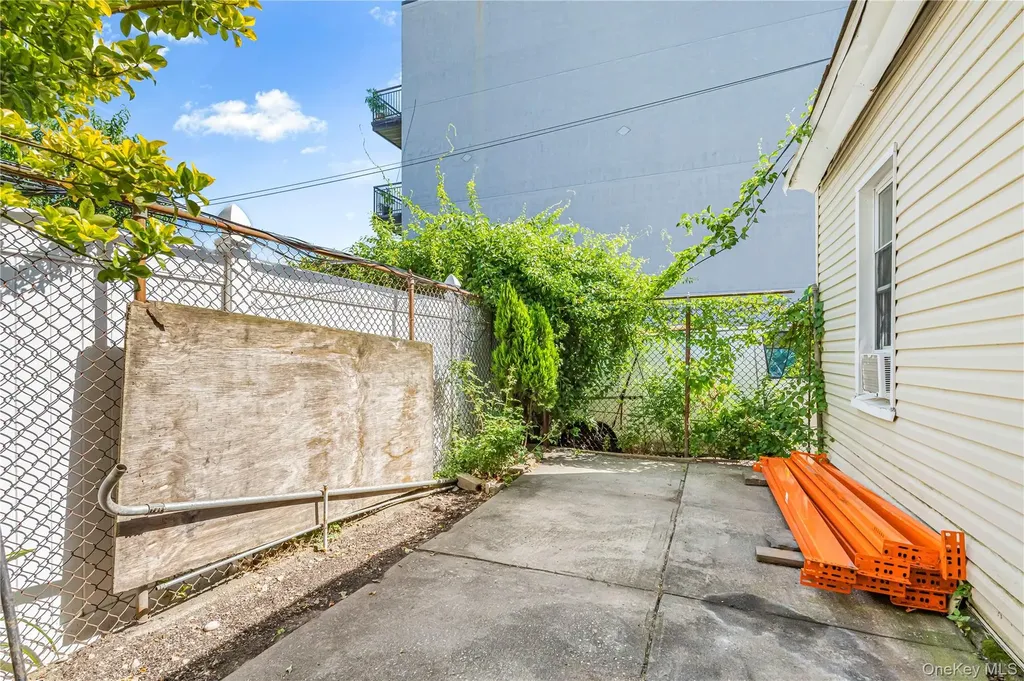 1335 Bushwick Avenue Brooklyn NY 11207