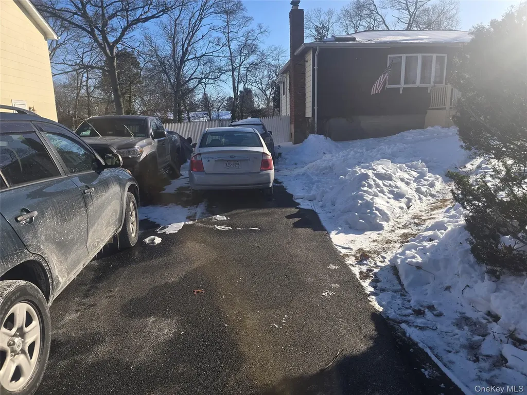 20 Birch Avenue Farmingville NY 11738