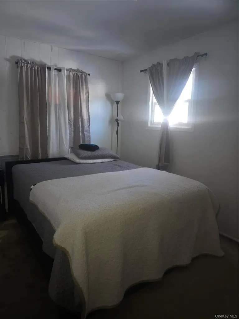 20 Birch Avenue Farmingville NY 11738