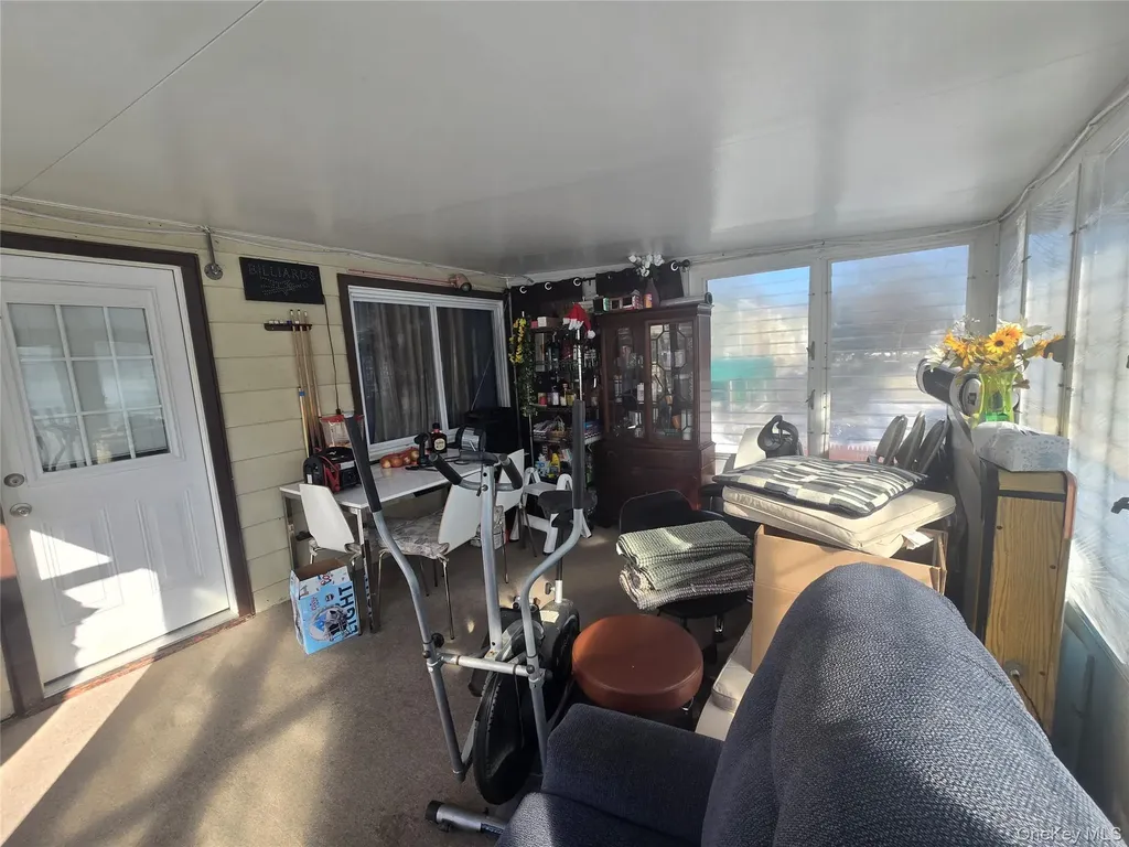 20 Birch Avenue Farmingville NY 11738