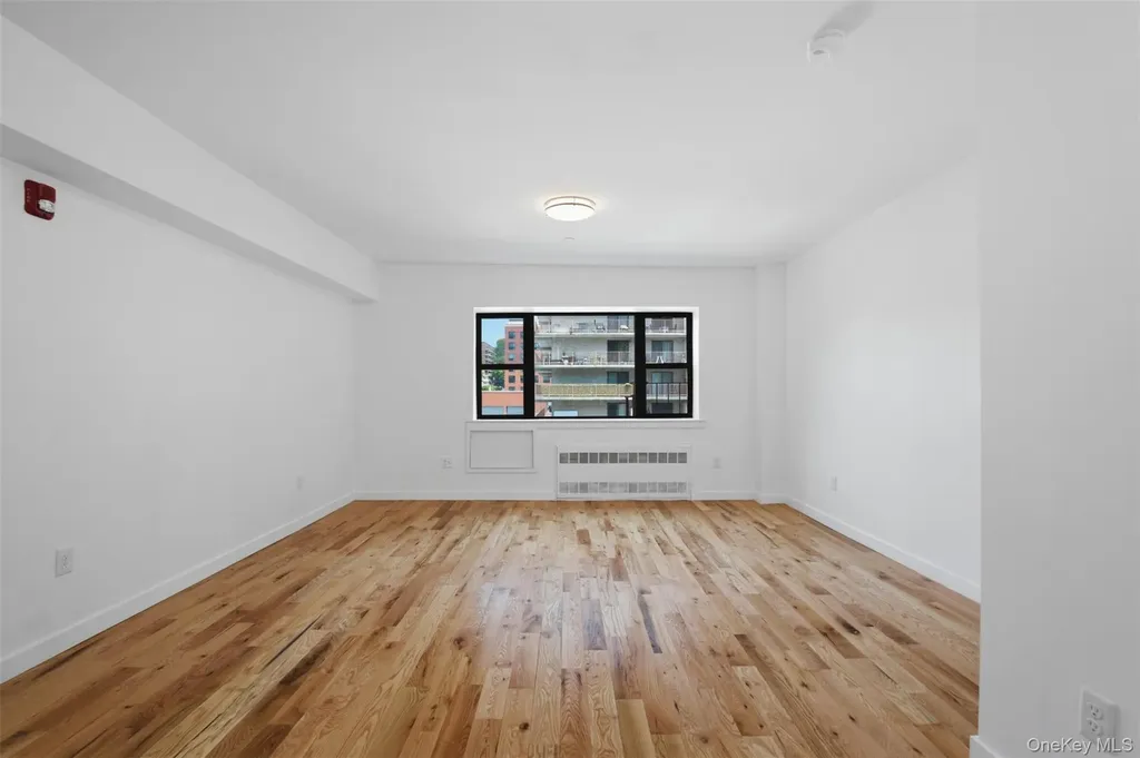 671 Bronx River Road Yonkers NY 10704
