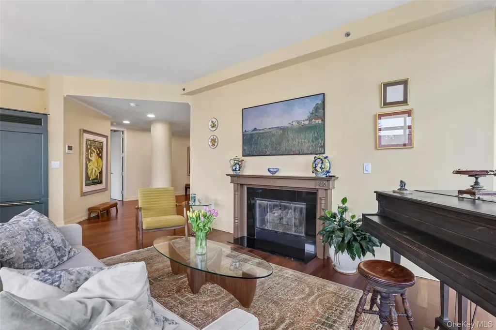 25 City Place White Plains NY 10601