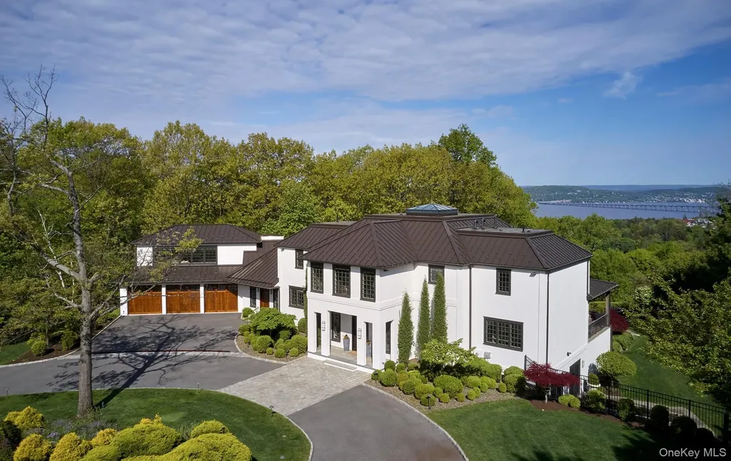 4 Riverview Court Irvington NY 10533