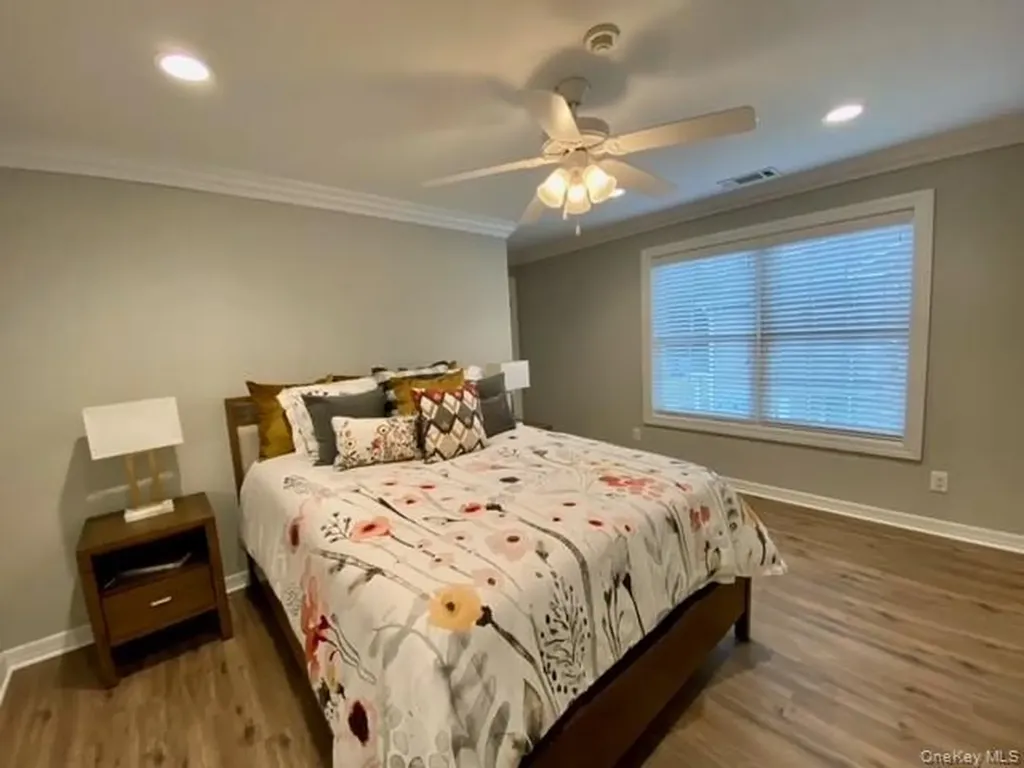 405 Vista View Drive Farmingville NY 11738