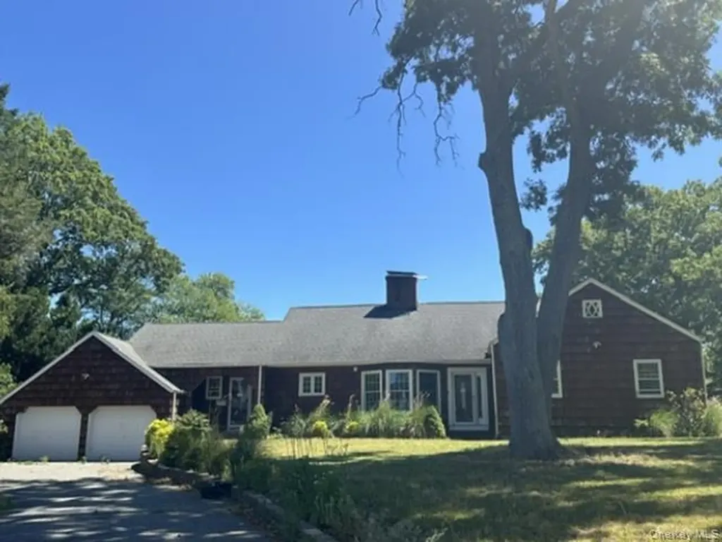 888 Pondview Road Riverhead NY 11901