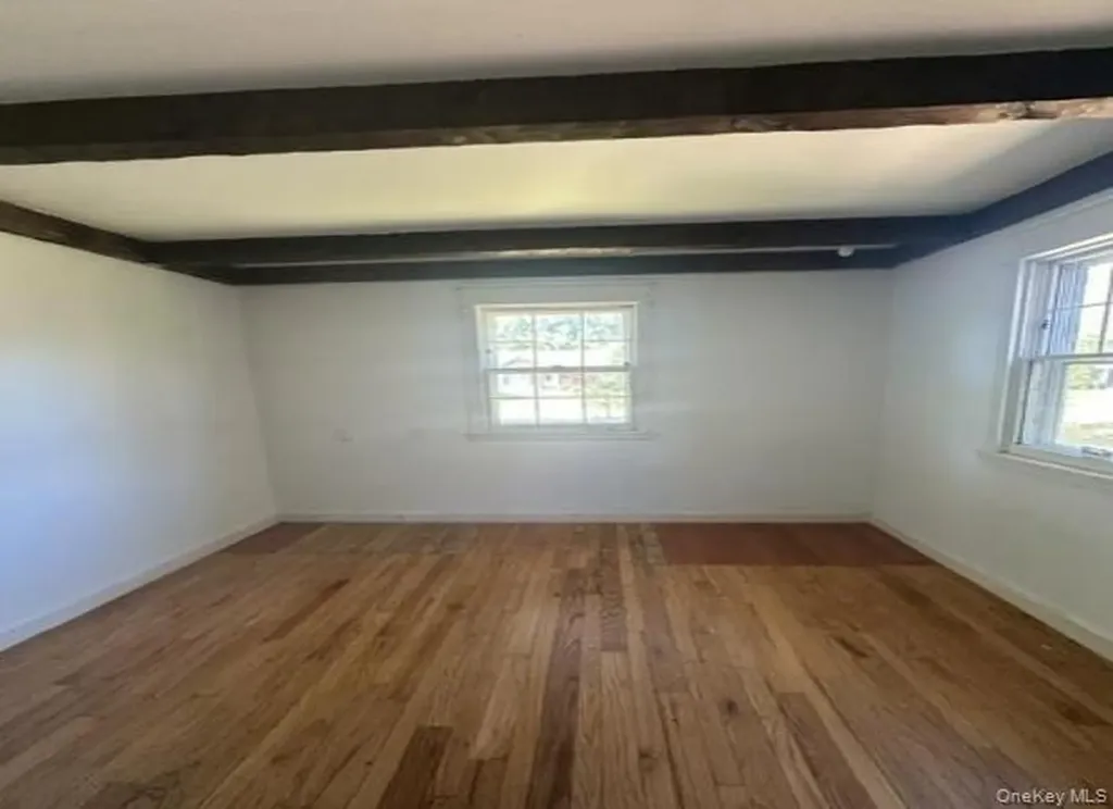 888 Pondview Road Riverhead NY 11901