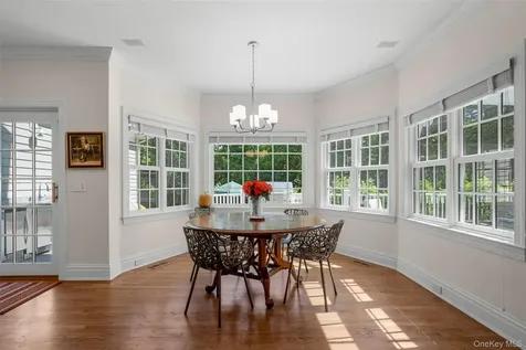 4 Griffen Drive Larchmont NY 10538
