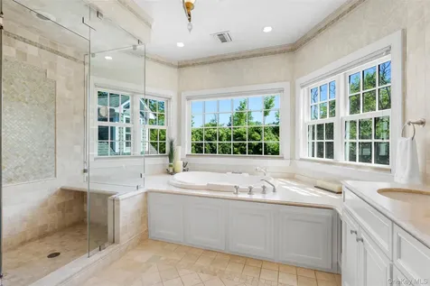 4 Griffen Drive Larchmont NY 10538