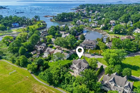 4 Griffen Drive Larchmont NY 10538