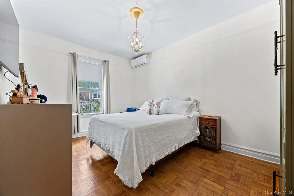 2436 Buck Street Bronx NY 10461