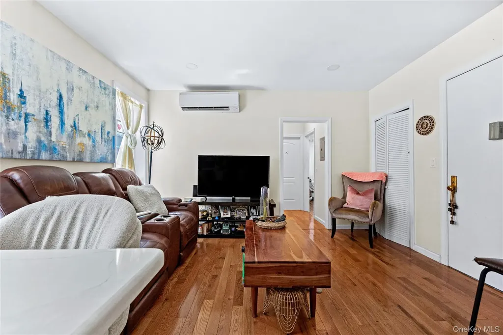 2436 Buck Street Bronx NY 10461