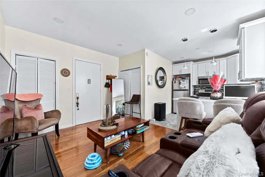 2436 Buck Street Bronx NY 10461
