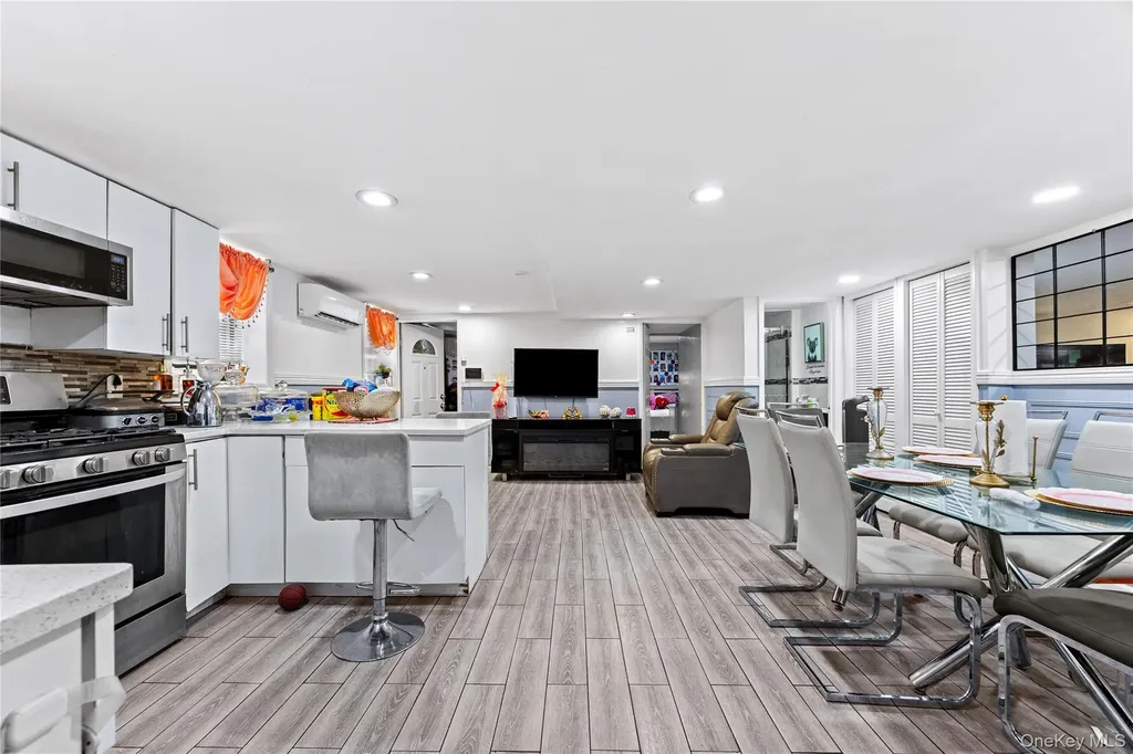 2436 Buck Street Bronx NY 10461